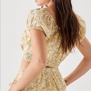 AE High Waisted Short and Crop Top Set